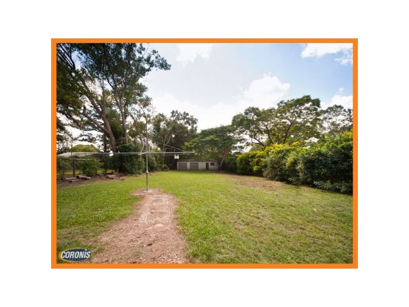 19  Laughlin Street, Kingston QLD 4114