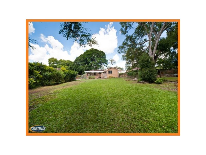 19  Laughlin Street, Kingston QLD 4114