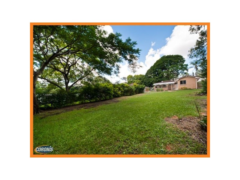 19  Laughlin Street, Kingston QLD 4114