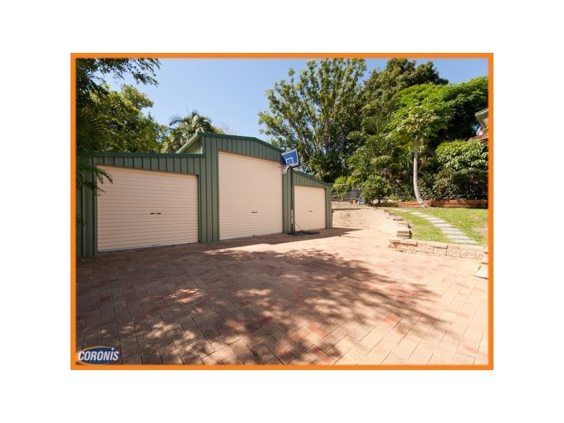 8 Narthanya Street, Chermside West QLD 4032