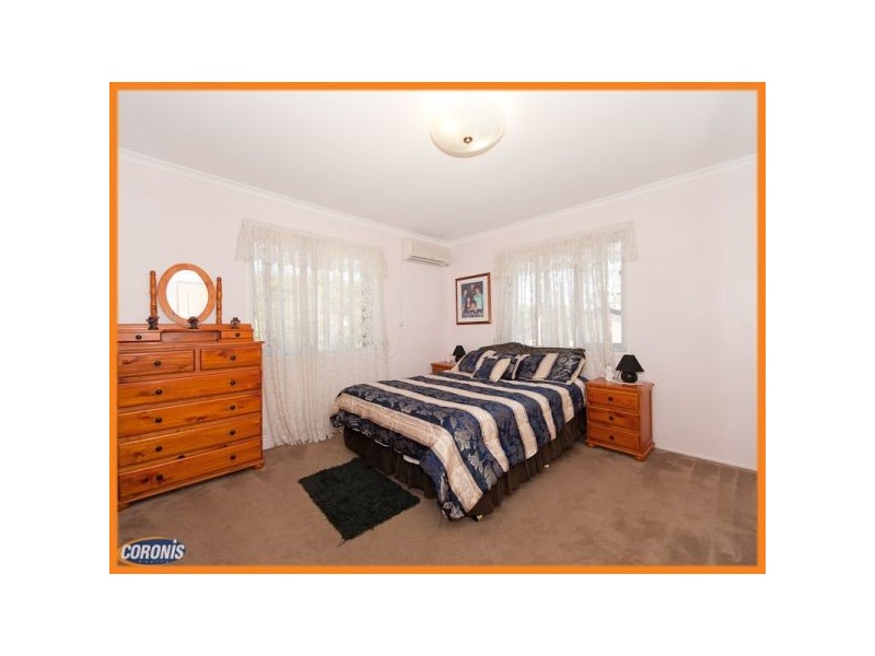 8 Narthanya Street, Chermside West QLD 4032