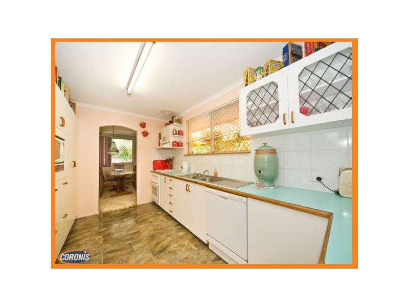 25 Laurinda Cresent, Springwood QLD 4127