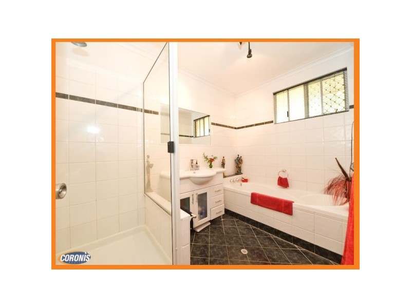 25 Laurinda Cresent, Springwood QLD 4127