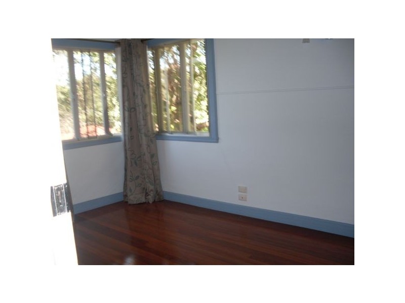 27 Leyton, Grange QLD 4051