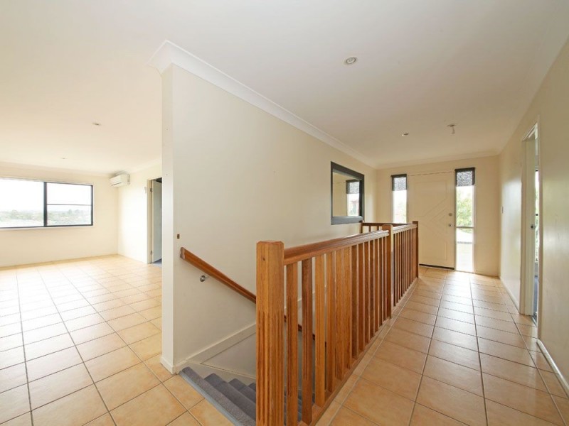 17 Barrine Place, Narangba QLD 4504