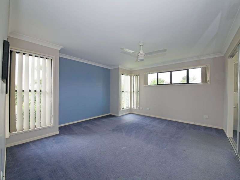17 Barrine Place, Narangba QLD 4504
