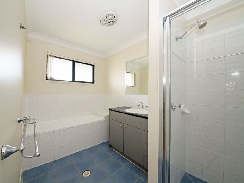 17 Barrine Place, Narangba QLD 4504