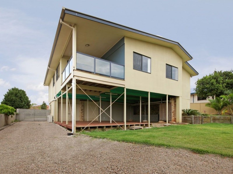 17 Barrine Place, Narangba QLD 4504