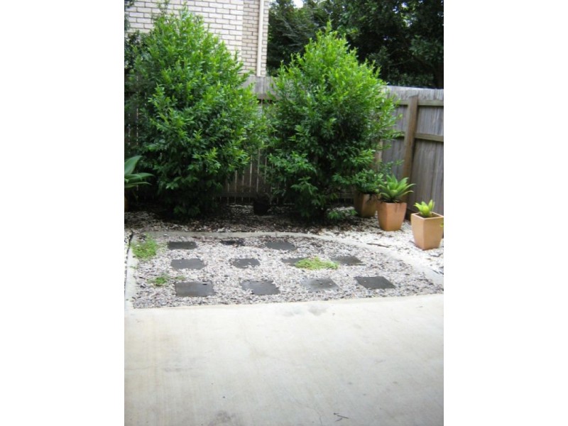 13/2 Station Road, Burpengary QLD 4505