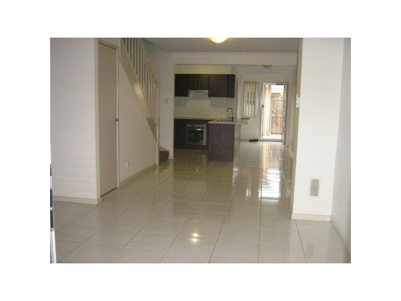 13/2 Station Road, Burpengary QLD 4505