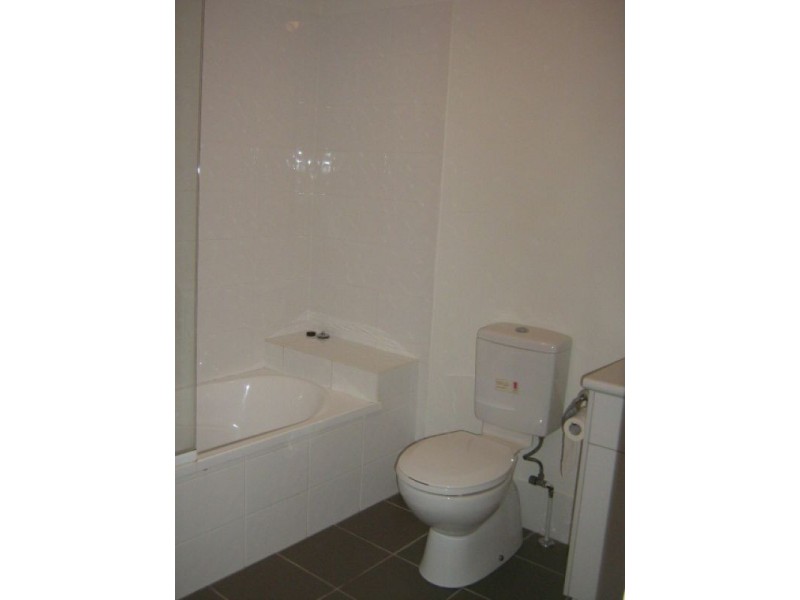 13/2 Station Road, Burpengary QLD 4505