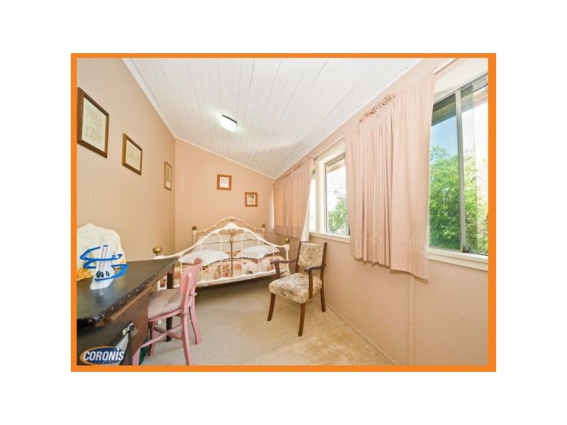 253 Tingal Road, Wynnum QLD 4178