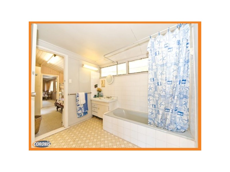 253 Tingal Road, Wynnum QLD 4178