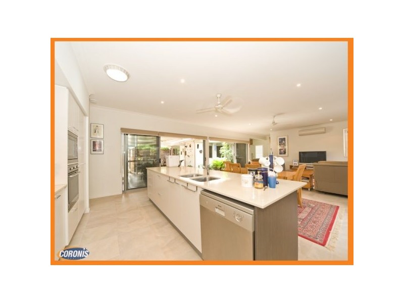 22 Torrens Cresent, Wakerley QLD 4154