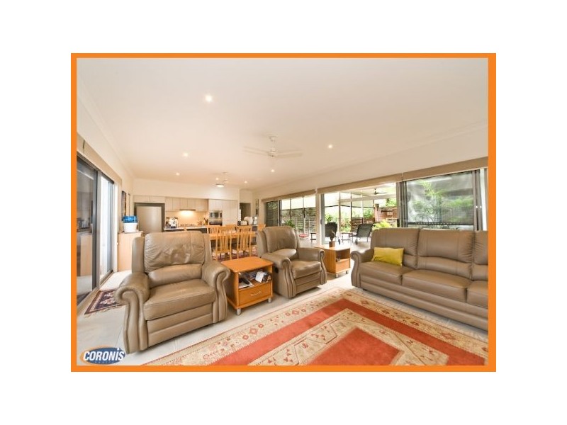 22 Torrens Cresent, Wakerley QLD 4154