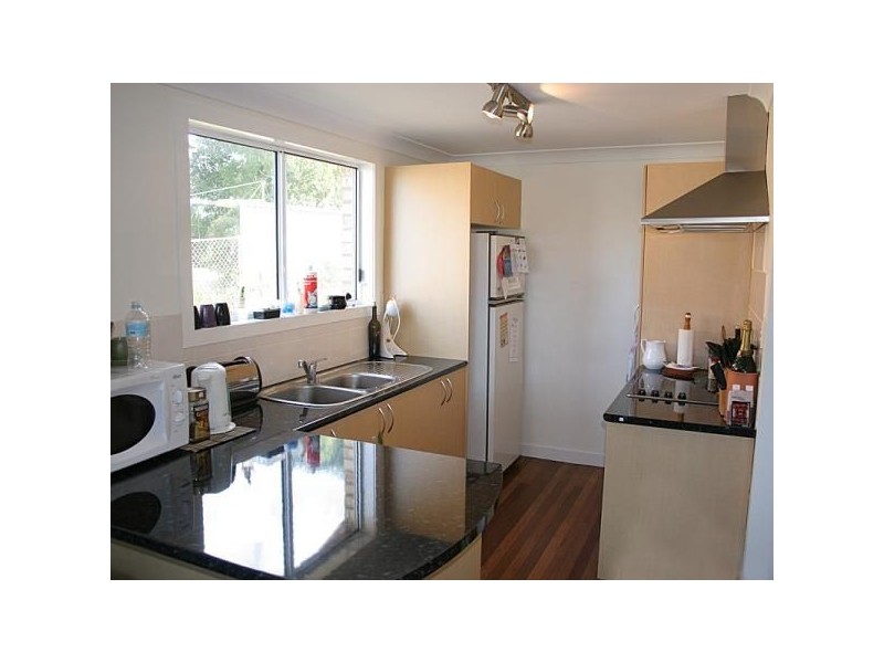 8 Beta Street, Stafford Heights QLD 4053