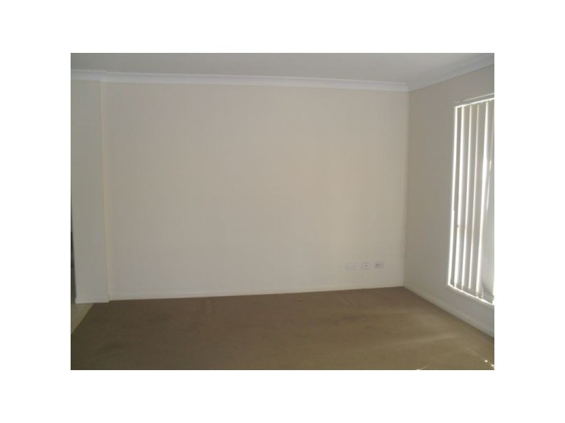 8 Van Beelan St, Caboolture QLD 4510