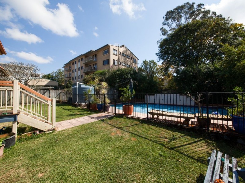 129 Samford Road, Enoggera QLD 4051