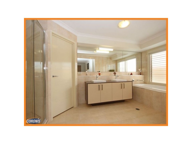 34 Kirsten Drive, Glass House Mountains QLD 4518