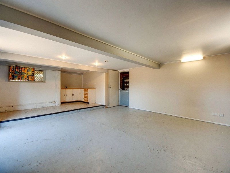 33 Bringelly Street, Arana Hills QLD 4054