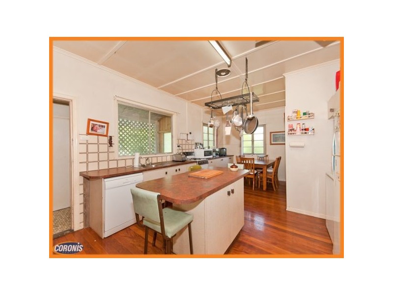 10 Crowley Street, Zillmere QLD 4034