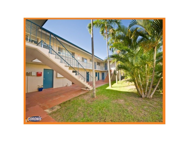 2/10 Parkhill Street, Chermside QLD 4032