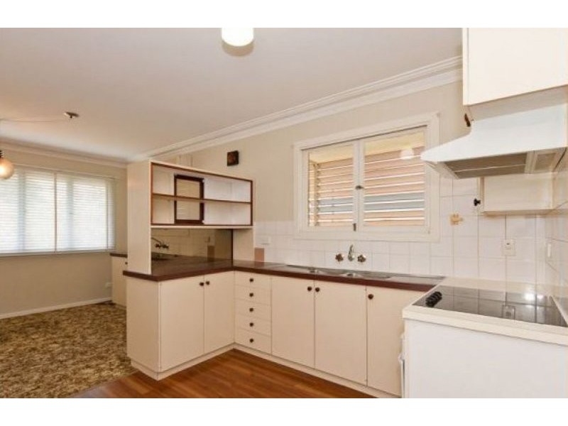 19 Monserrat Street, Chermside QLD 4032
