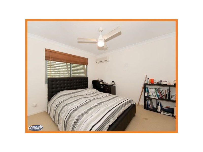 4/8  Eric Rd, Holland Park QLD 4121