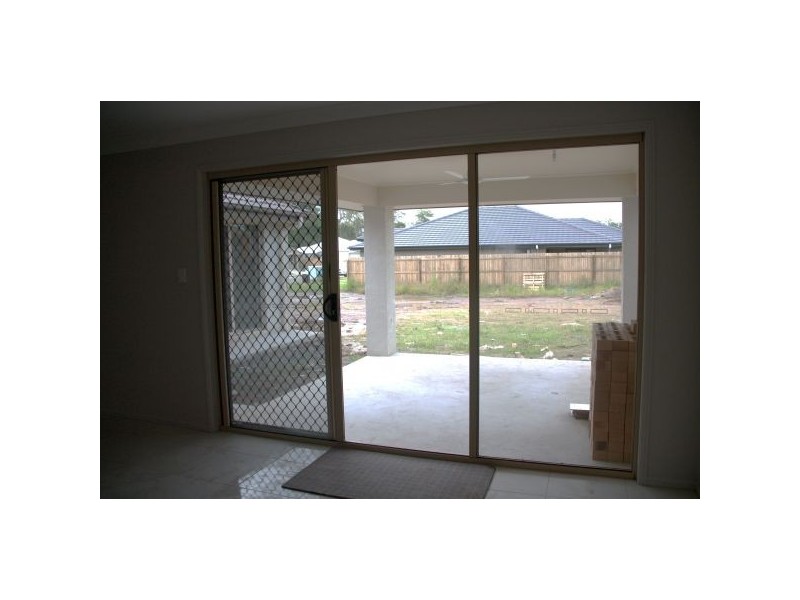 90 Armisfield Street, Doolandella QLD 4077