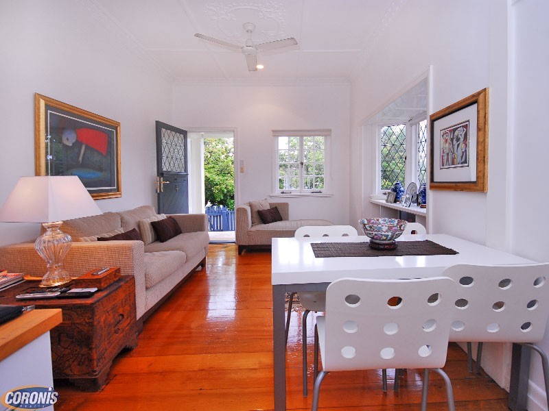 4/51 Racecourse Road, Hamilton QLD 4007