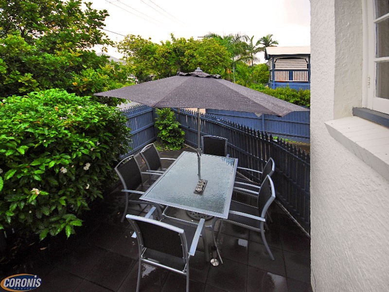 4/51 Racecourse Road, Hamilton QLD 4007