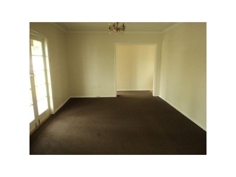 1 Lennox St, Stafford QLD 4053