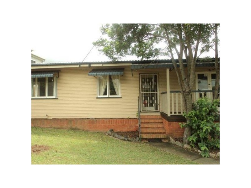 1 Lennox St, Stafford QLD 4053