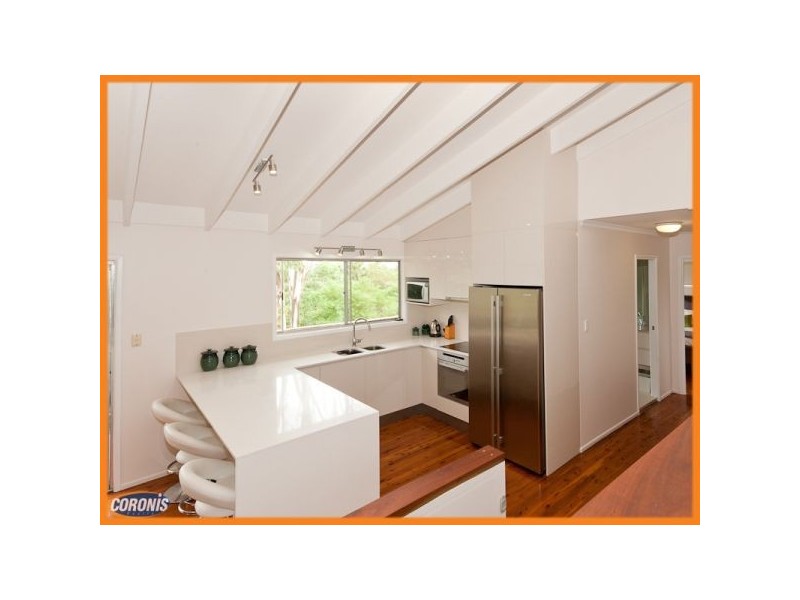 11 Plucks Road, Arana Hills QLD 4054