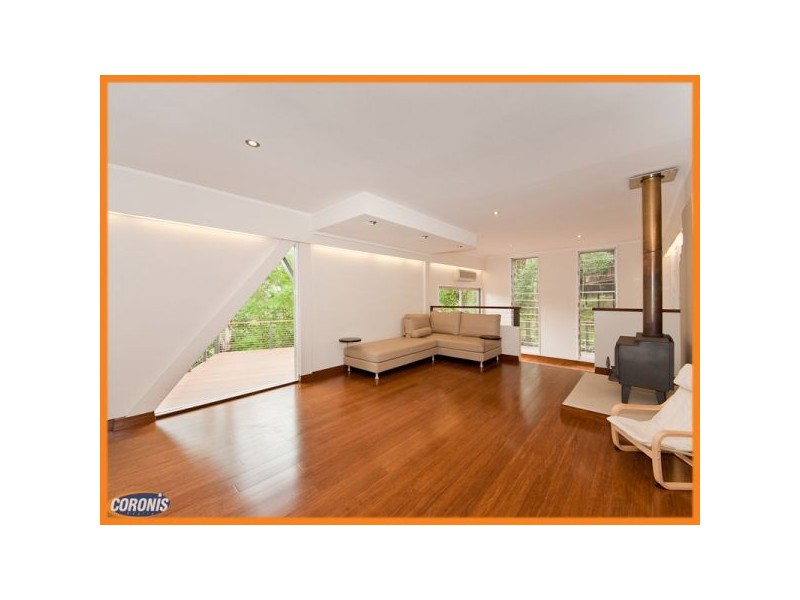 11 Plucks Road, Arana Hills QLD 4054