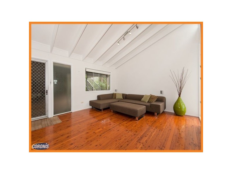 11 Plucks Road, Arana Hills QLD 4054