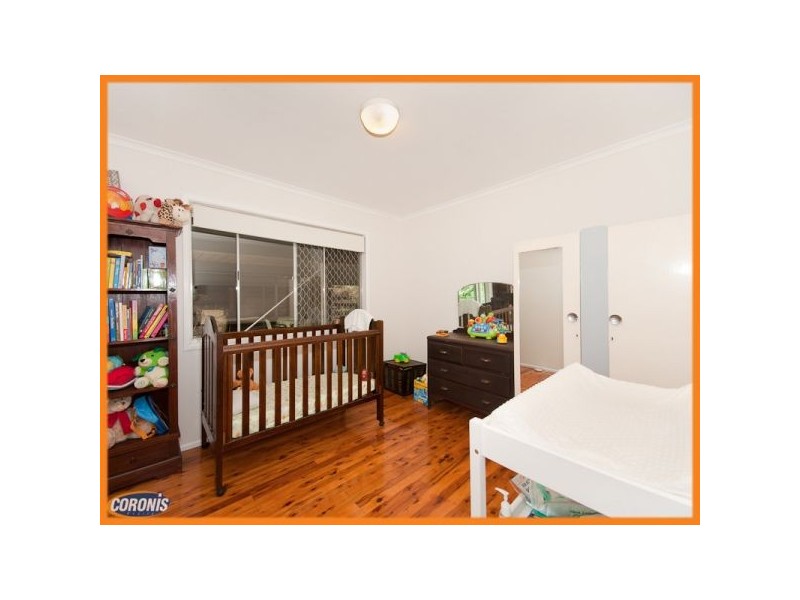 11 Plucks Road, Arana Hills QLD 4054