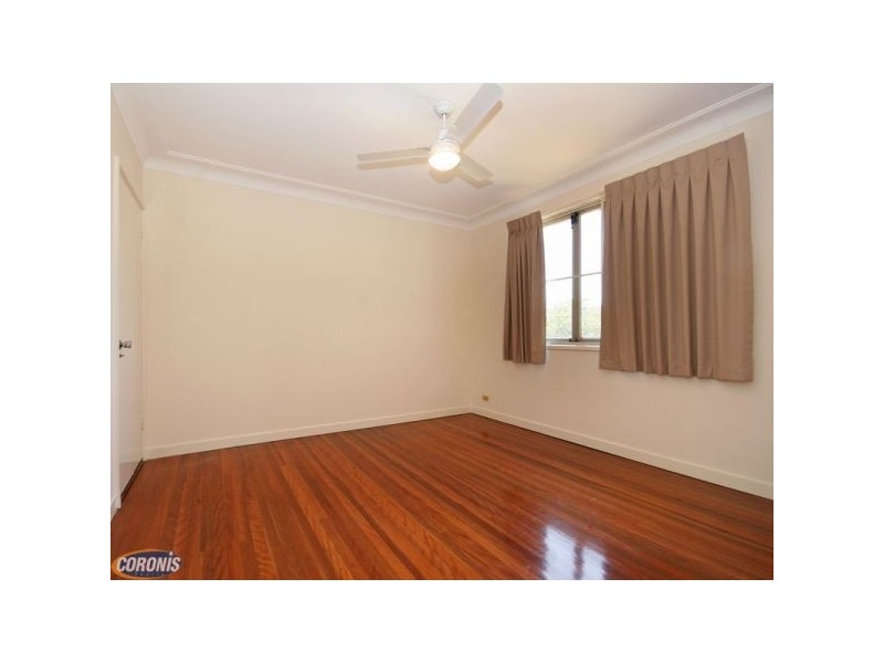 5 Haysmouth Parade, Clontarf QLD 4019