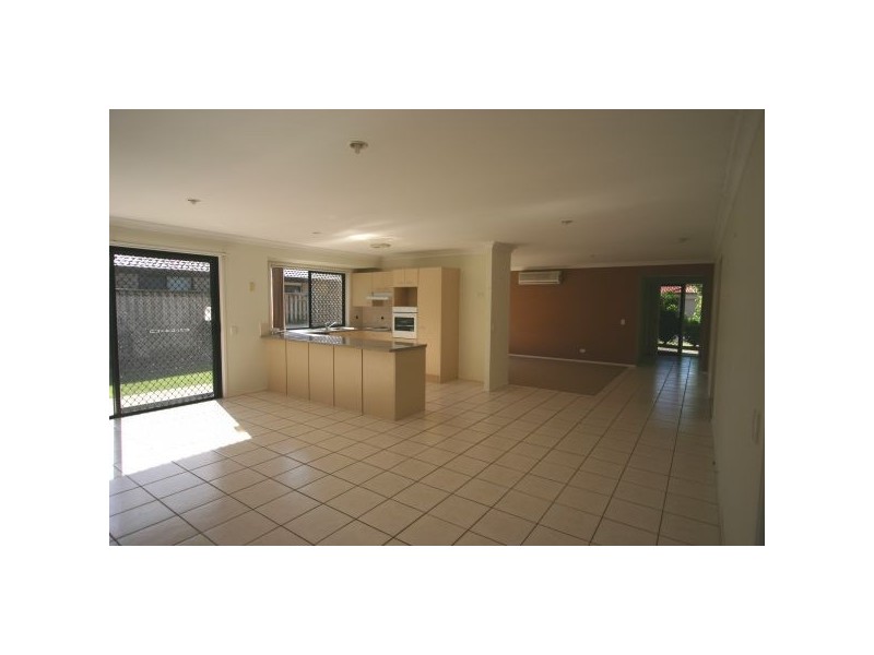 32 Calvary Crescent, Boondall QLD 4034