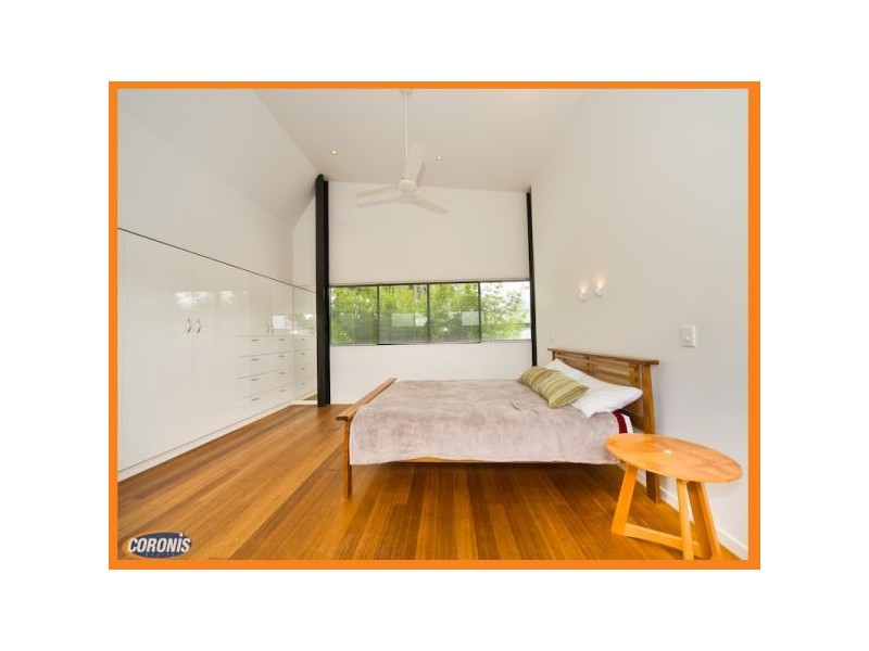 33 Ashbourne Street, Ashgrove QLD 4060