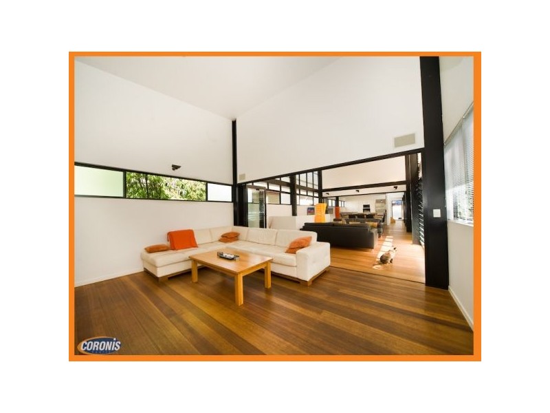 33 Ashbourne Street, Ashgrove QLD 4060