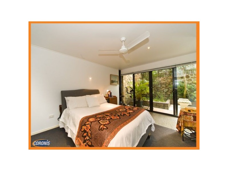33 Ashbourne Street, Ashgrove QLD 4060