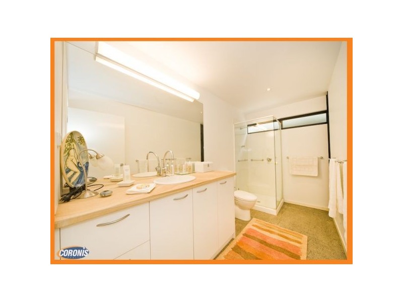 33 Ashbourne Street, Ashgrove QLD 4060