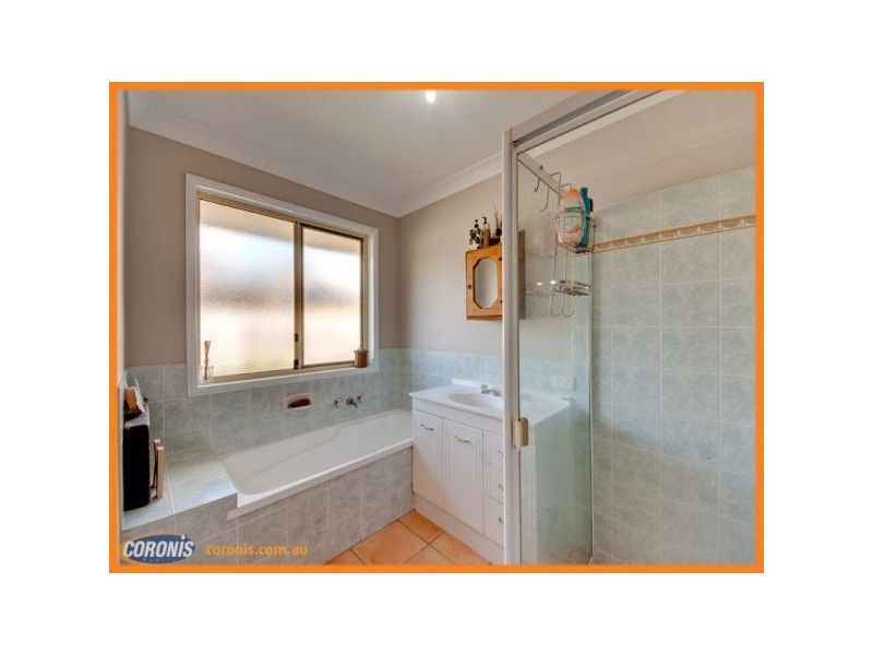 27A Hayward Avenue, Cashmere QLD 4500