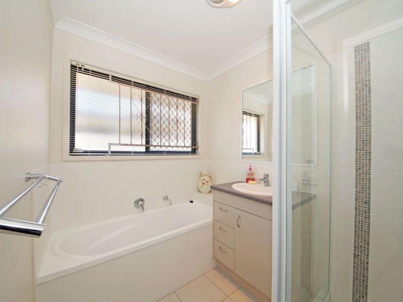 4 Teal Place, Taigum QLD 4018