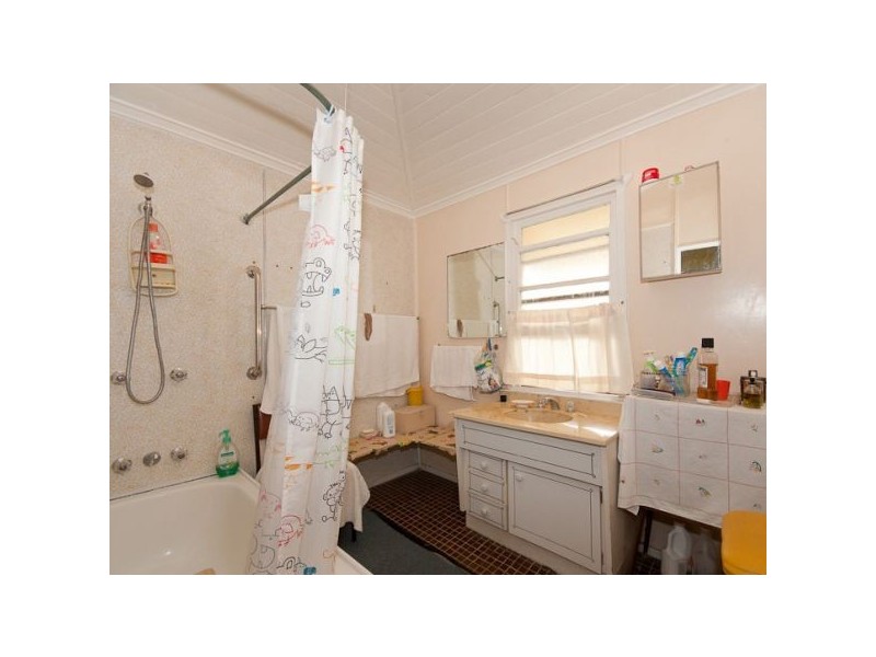 103 Eildon Road, Windsor QLD 4030