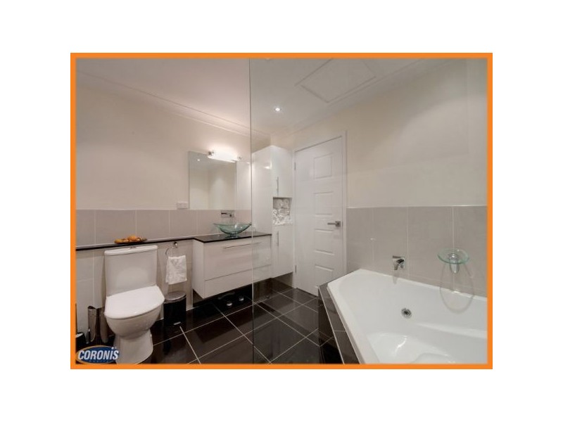 170 Trouts Road, Stafford Heights QLD 4053