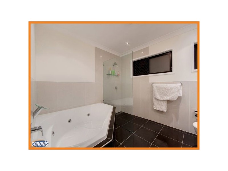 170 Trouts Road, Stafford Heights QLD 4053