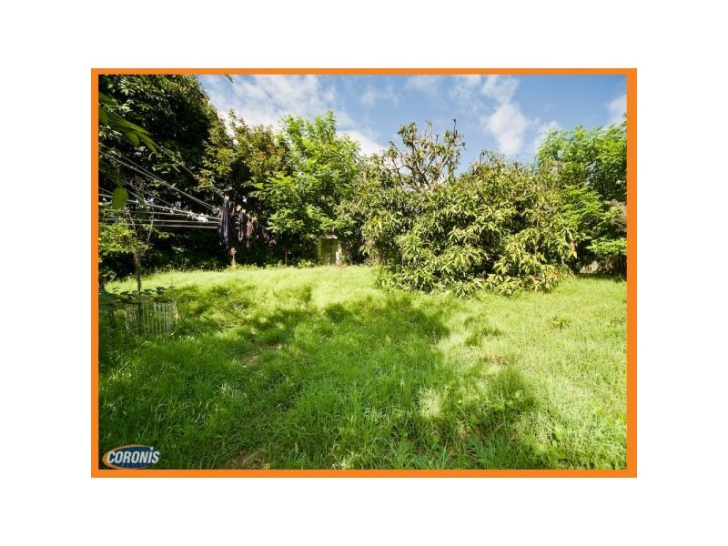 26 Hebe Street, Bardon QLD 4065