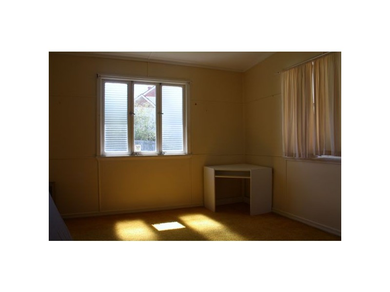 118 Grosvenor Street, Morningside QLD 4170